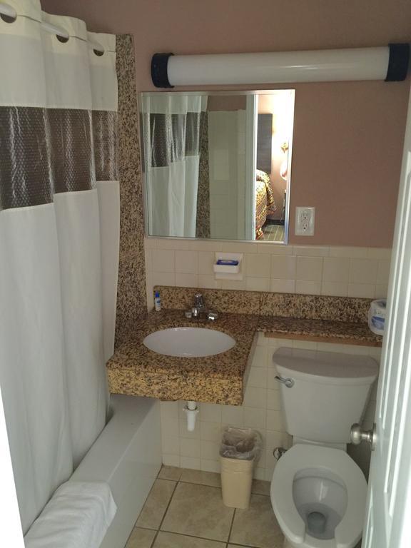Crown Inn - Fayetteville Ngoại thất bức ảnh
