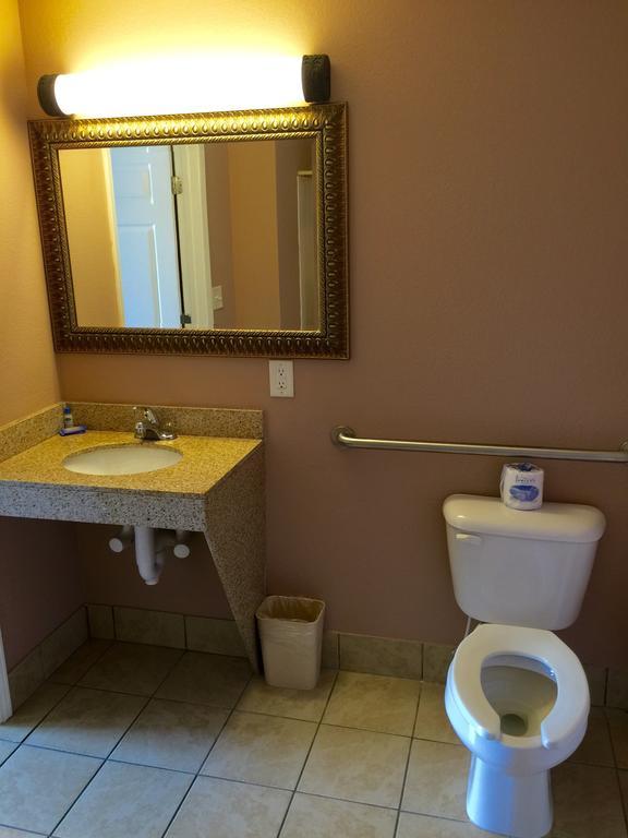 Crown Inn - Fayetteville Ngoại thất bức ảnh
